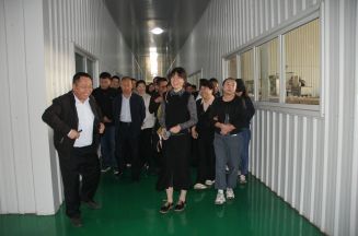 2023年兵团高层次人才国情研修班来mk体育参观交流