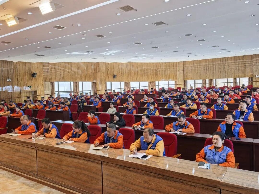 20260407mk体育集团举办职工法律意识与保密职责专题培训讲座3